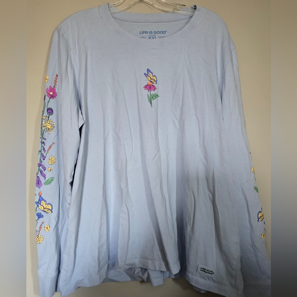 Life Is Good Womans Light Blue Floral Long-Sleeve Tee